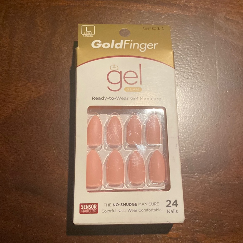 Gold Finger Gel Ready to wear gel manicure